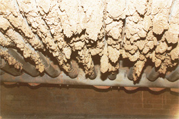 Boiler tube slag and ash accumulation on the flue gas side