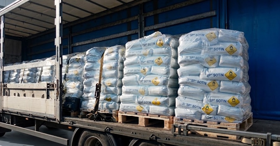 Palletized SP SOTIN bags loaded in a transport truck
